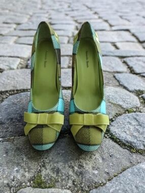 Amanda Smith Tweed Plaid Pumps - 9M